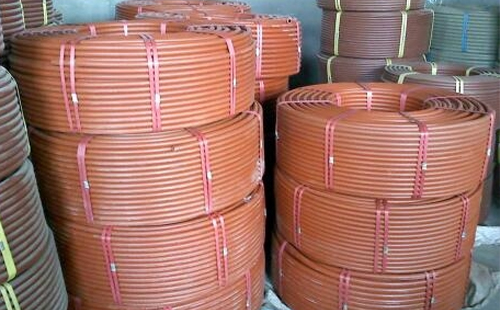 提升工程安全：聚乙烯(RPE)阻燃泽普穿线管在现代建筑中的应用